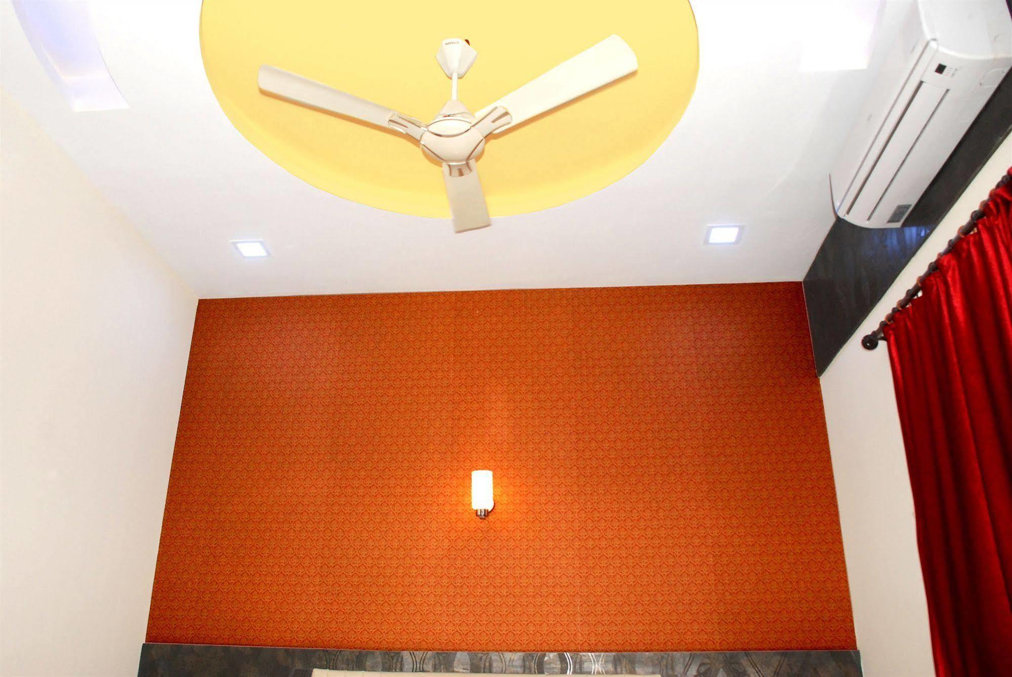 Fabexpress Adore Inn - Nr Mumbai International Airport Экстерьер фото