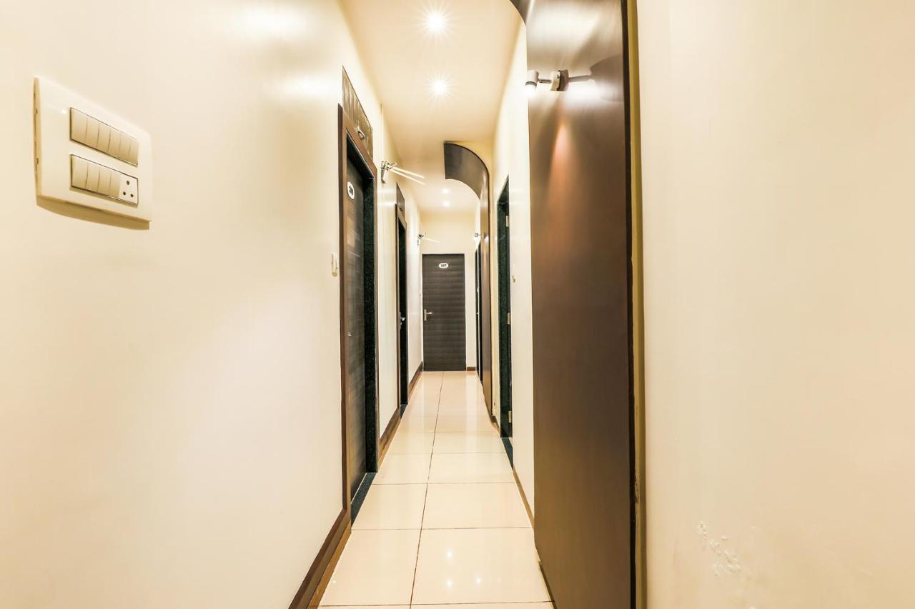 Fabexpress Adore Inn - Nr Mumbai International Airport Экстерьер фото